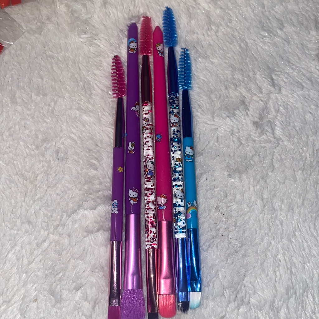 Makeup Brushes